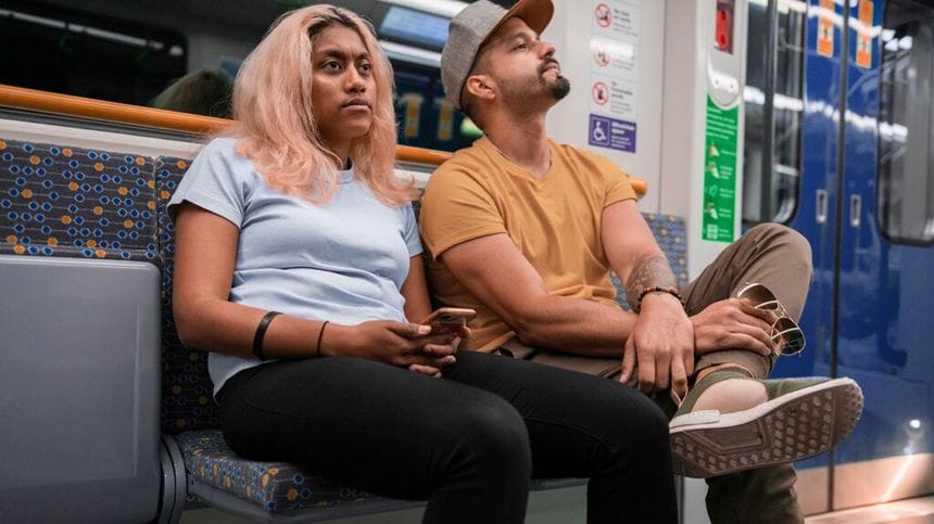 Solid Ways to Respond to Emotionally Distant or Indifferent People