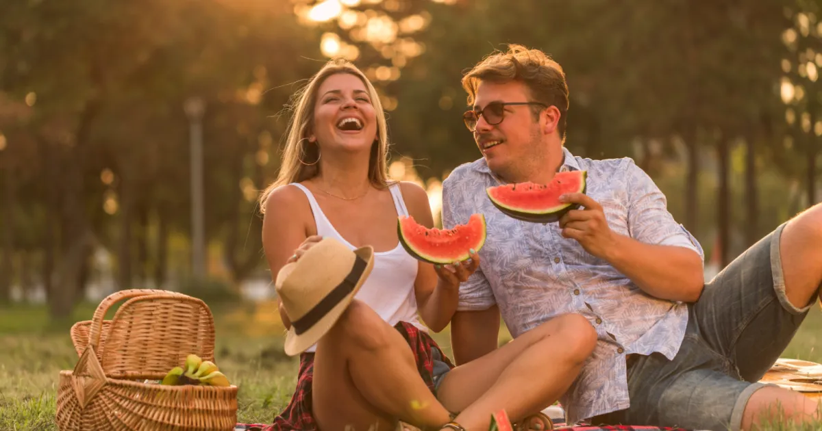 đ§ Compatibility Is Key: 12 Signs of Real Chemistry
