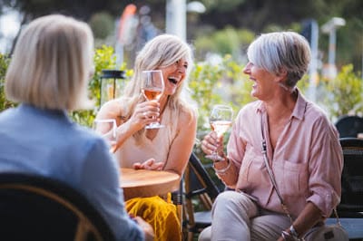 "Throning": A New Term for an Old Dating Habit