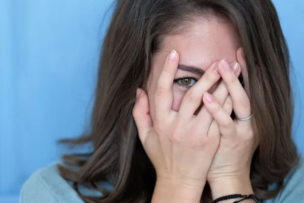 The Psychology of Awkwardness: Why That Cringe-Worthy Moment Haunts You (And No One Else)